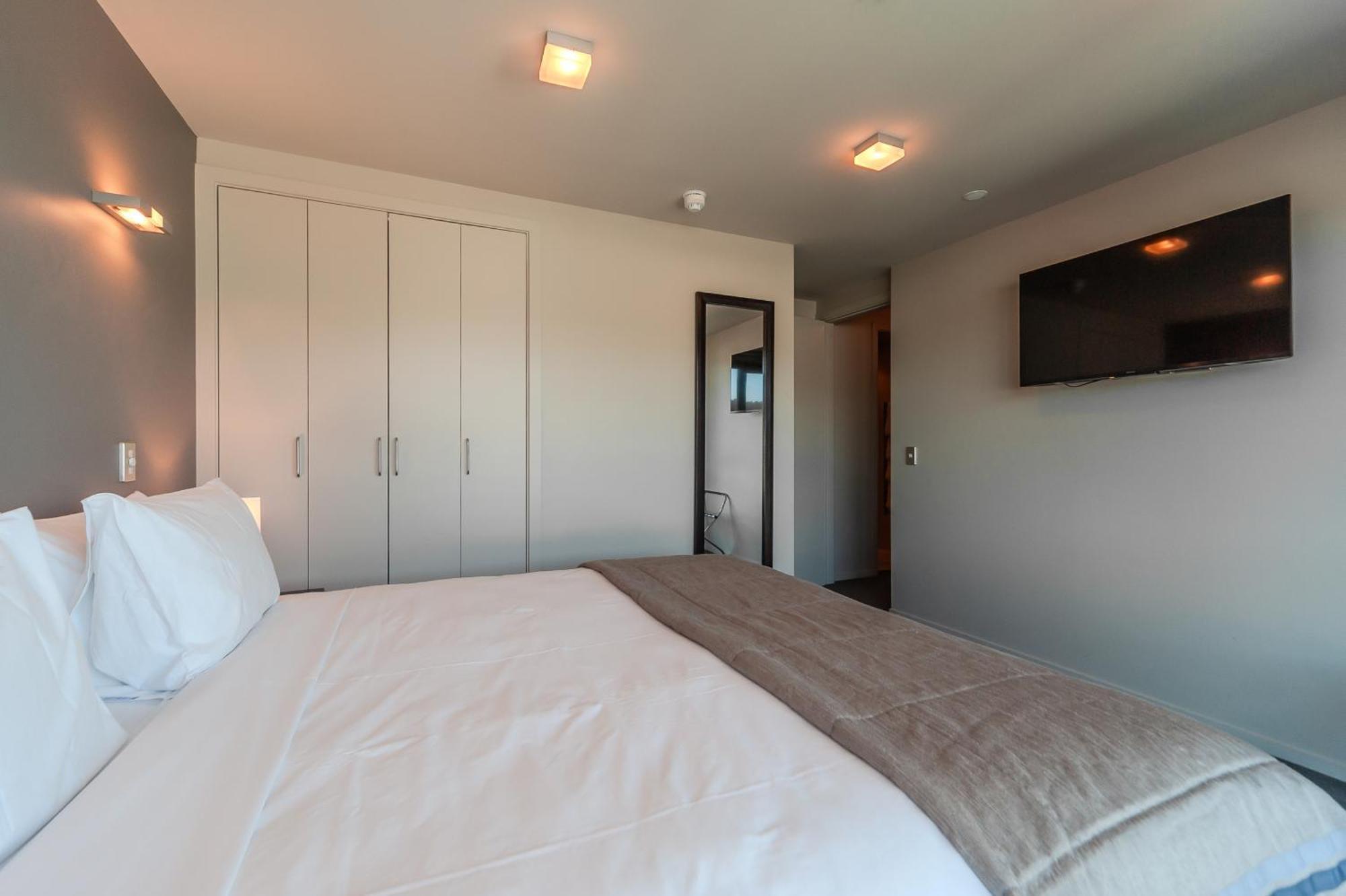 70 Tory Aparthotel Wellington Exterior foto