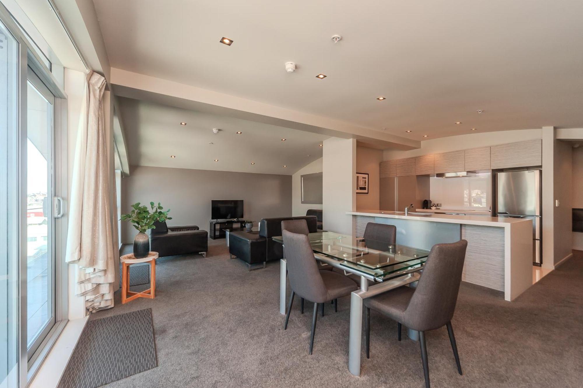 70 Tory Aparthotel Wellington Exterior foto