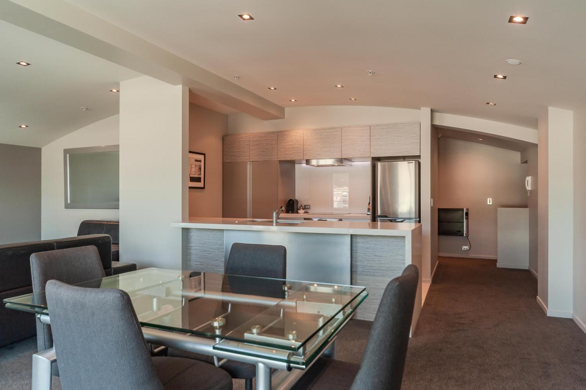 70 Tory Aparthotel Wellington Exterior foto