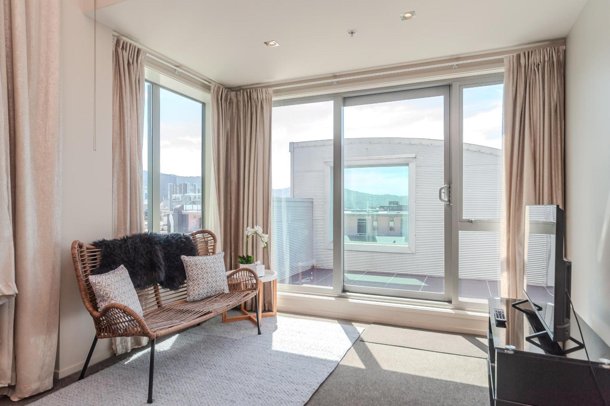 70 Tory Aparthotel Wellington Exterior foto