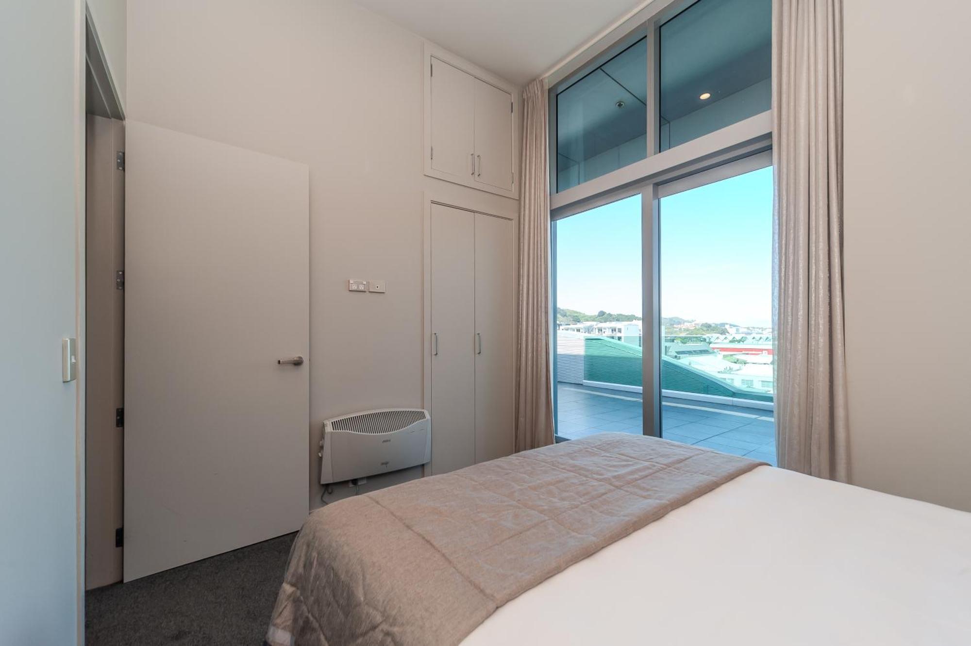 70 Tory Aparthotel Wellington Exterior foto