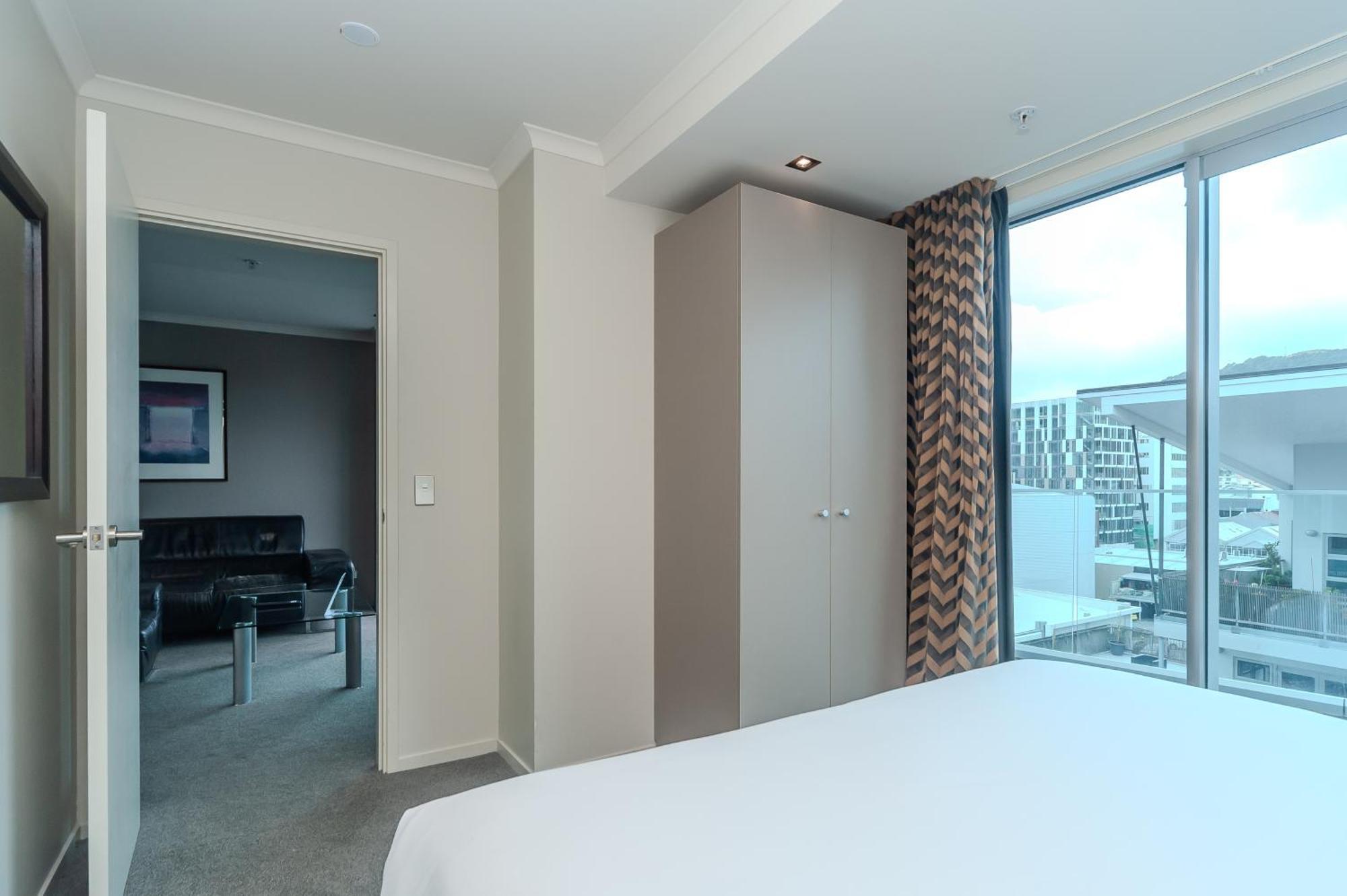 70 Tory Aparthotel Wellington Exterior foto