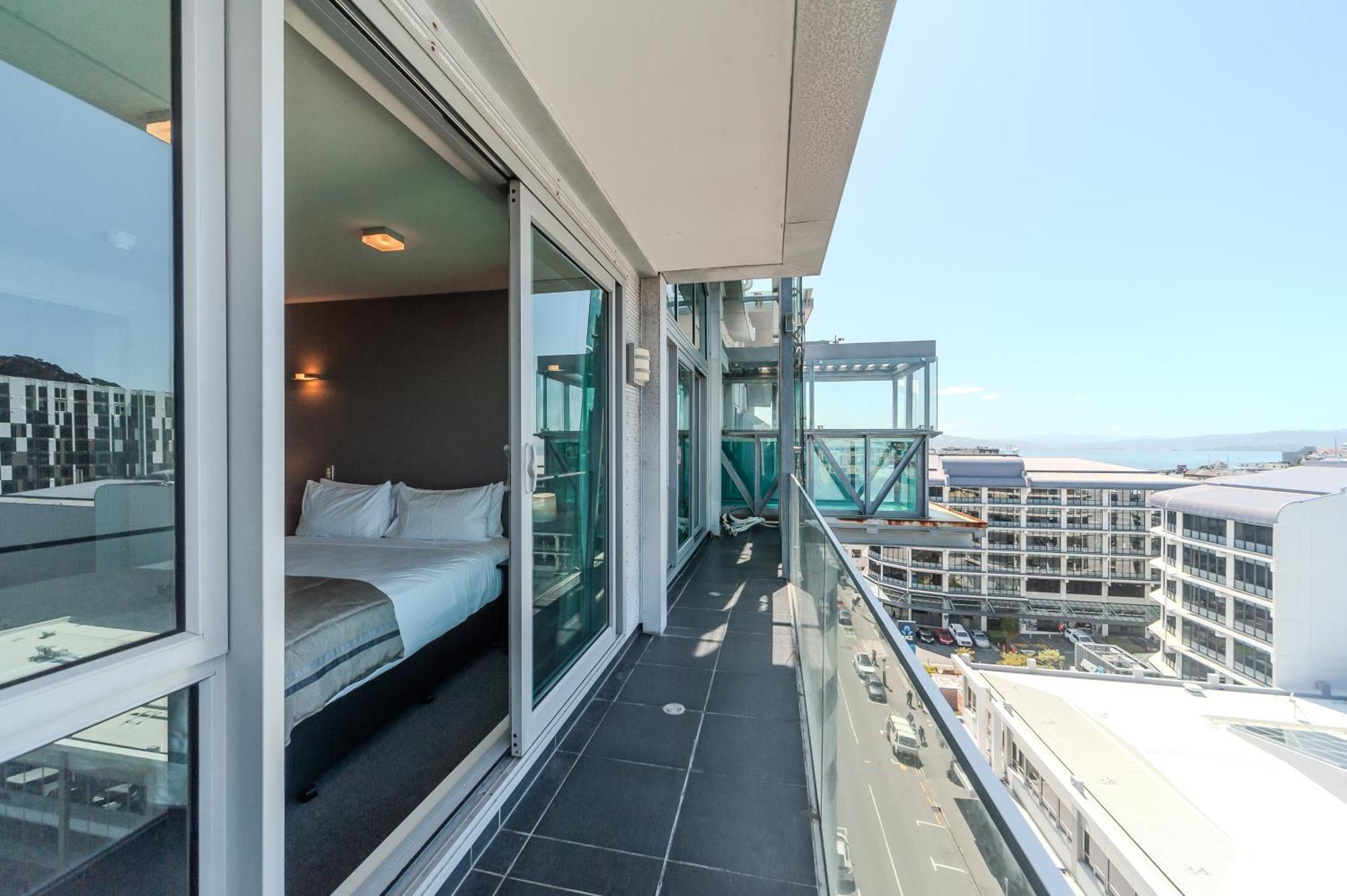 70 Tory Aparthotel Wellington Exterior foto